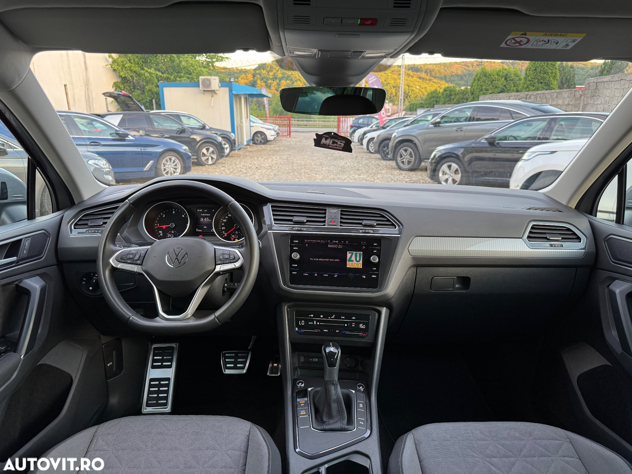 Volkswagen Tiguan 2.0 TDI SCR DSG R-Line - 26
