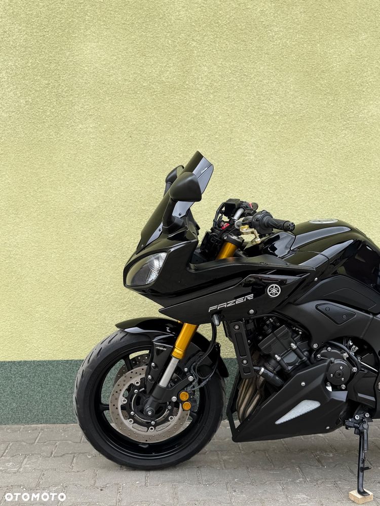 Yamaha FZ8 - 26