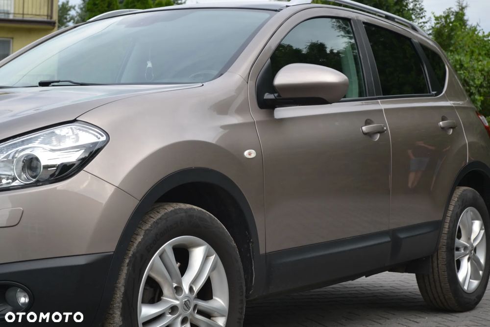 Nissan Qashqai 2.0 dCi Tekna EU5 - 14