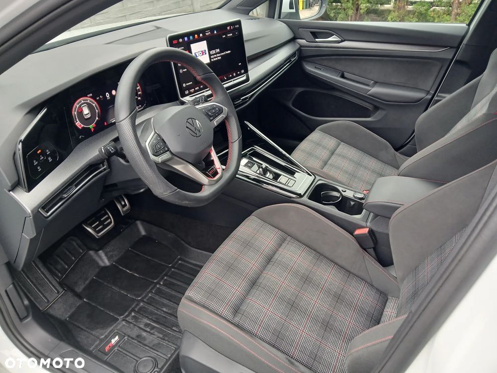 Volkswagen Golf 2.0 TSI OPF DSG GTI - 6