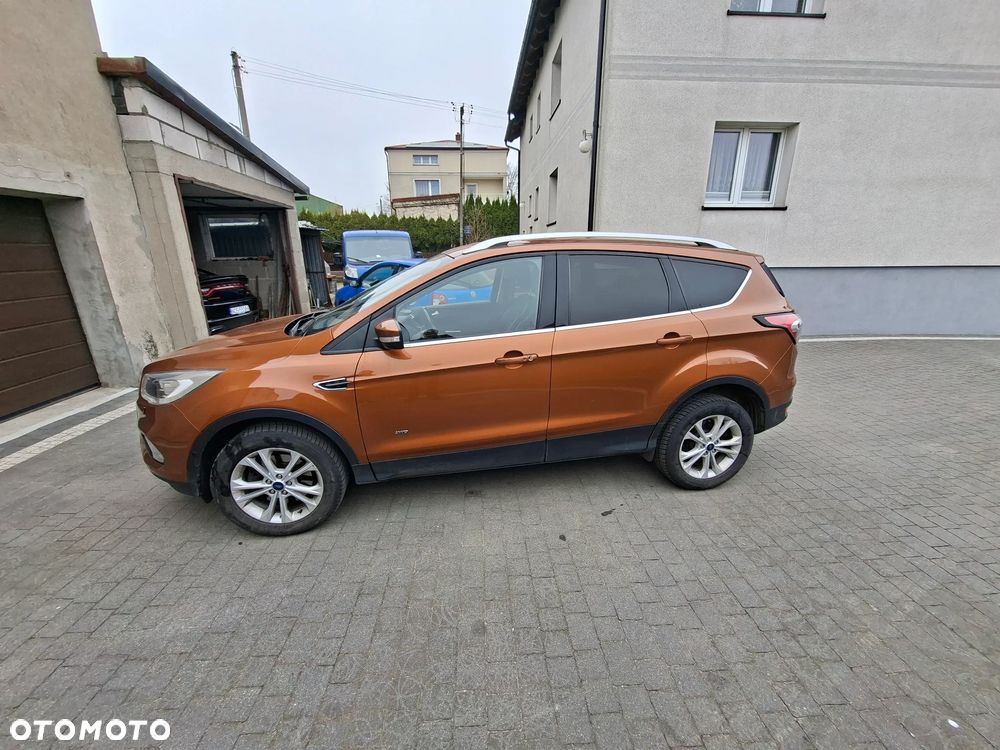 Ford Kuga 2.0 TDCi 4WD Titanium - 4