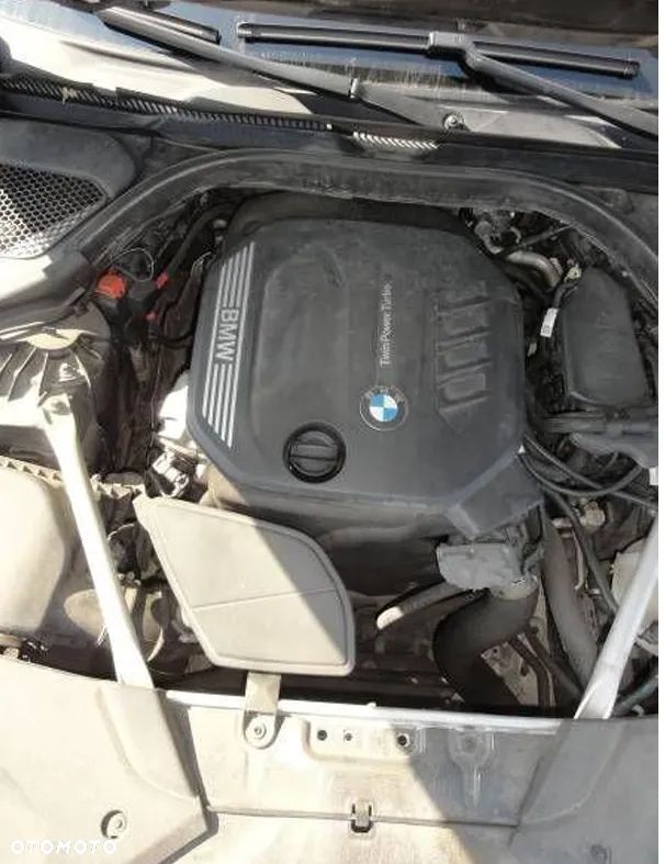BMW Seria 5 518d Business Edition sport - 14