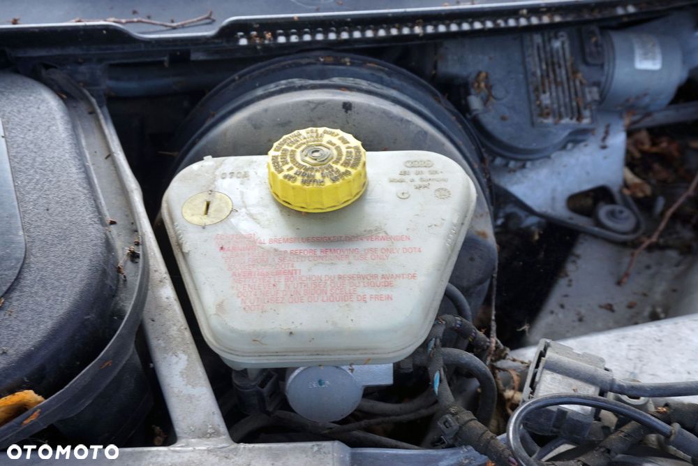 SERWO HAMULCOWE A8 II D3 4E2 LIFT  AUDI 2005-2010 - 1