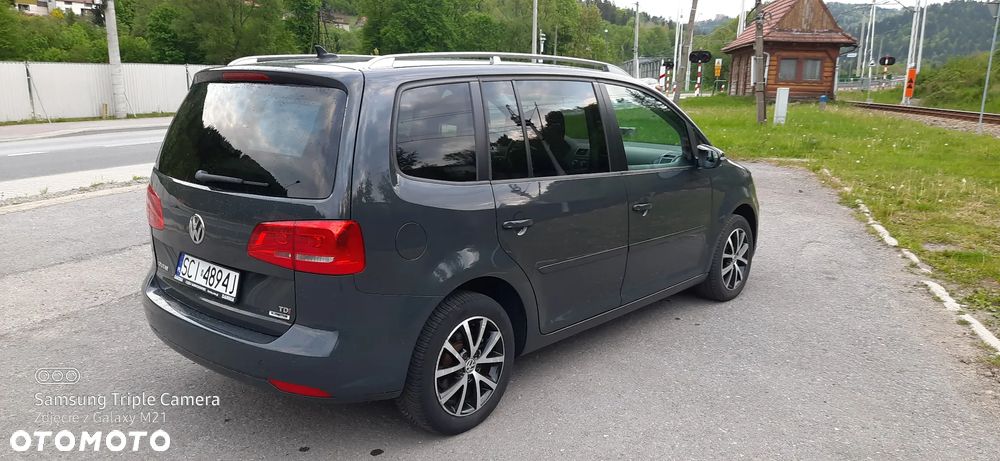 Volkswagen Touran 1.6 TDI DPF BlueMotion Technology DSG Life - 4