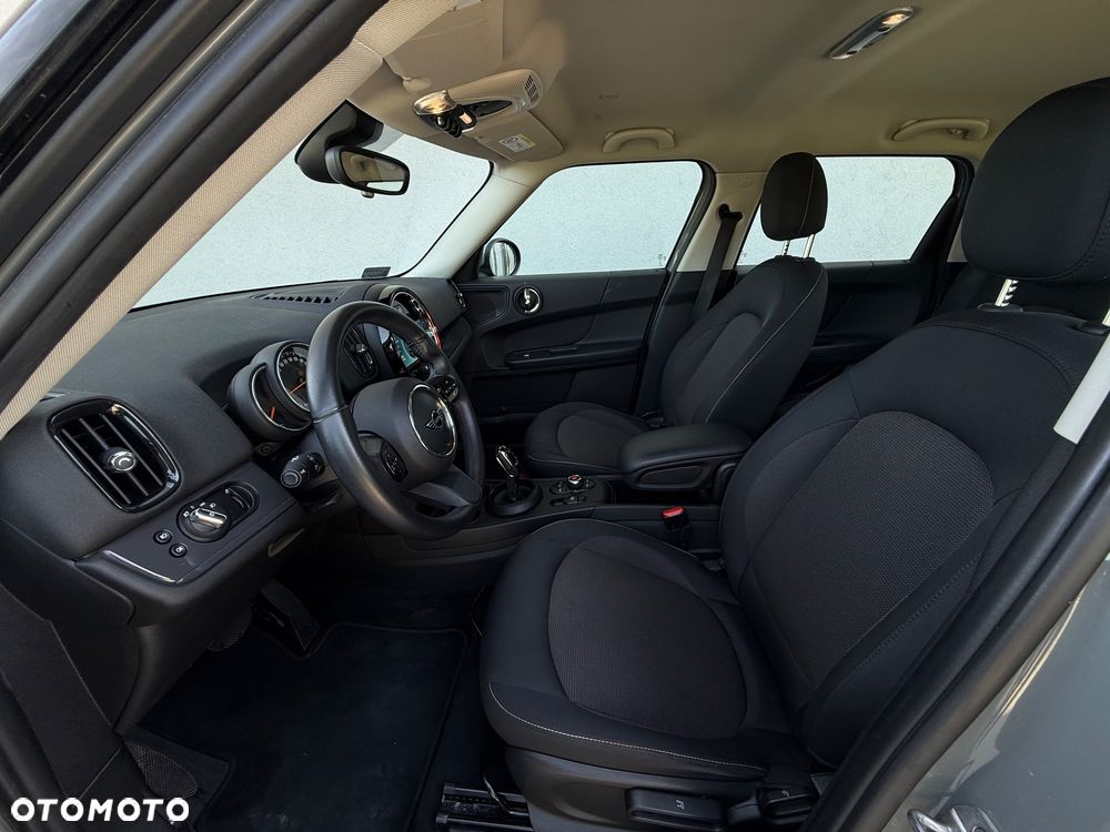 MINI Countryman One - 36