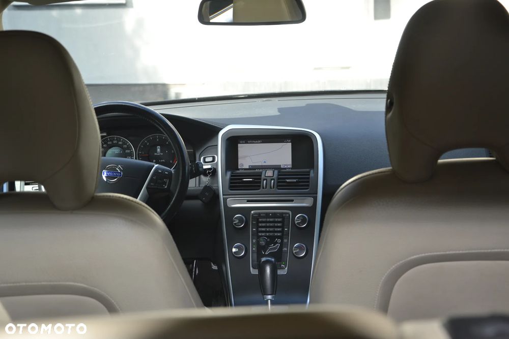 Volvo XC 60 D3 Kinetic - 12