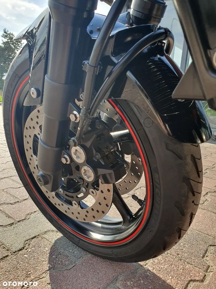 Yamaha FZ6 - 18