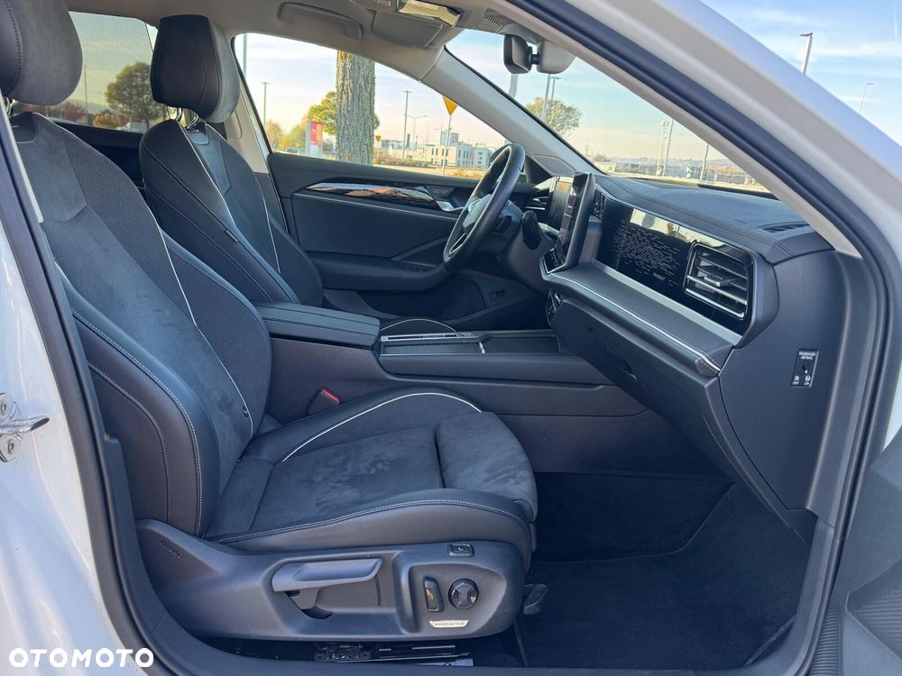 Volkswagen Passat Variant 2.0 TDI SCR Business Plus DSG - 13