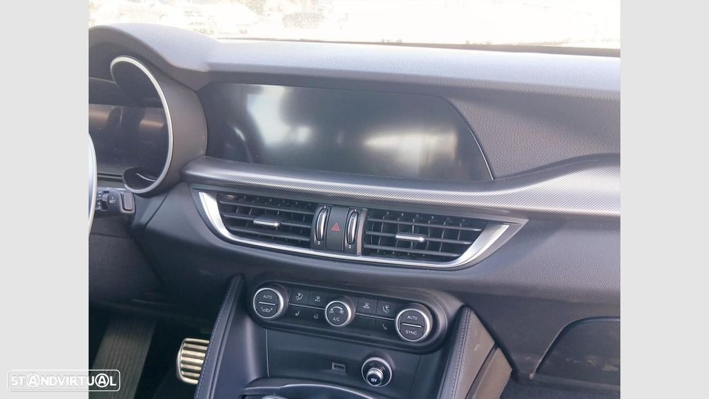 Alfa Romeo Stelvio 2.2 D Sprint Q4 AT8 - 22