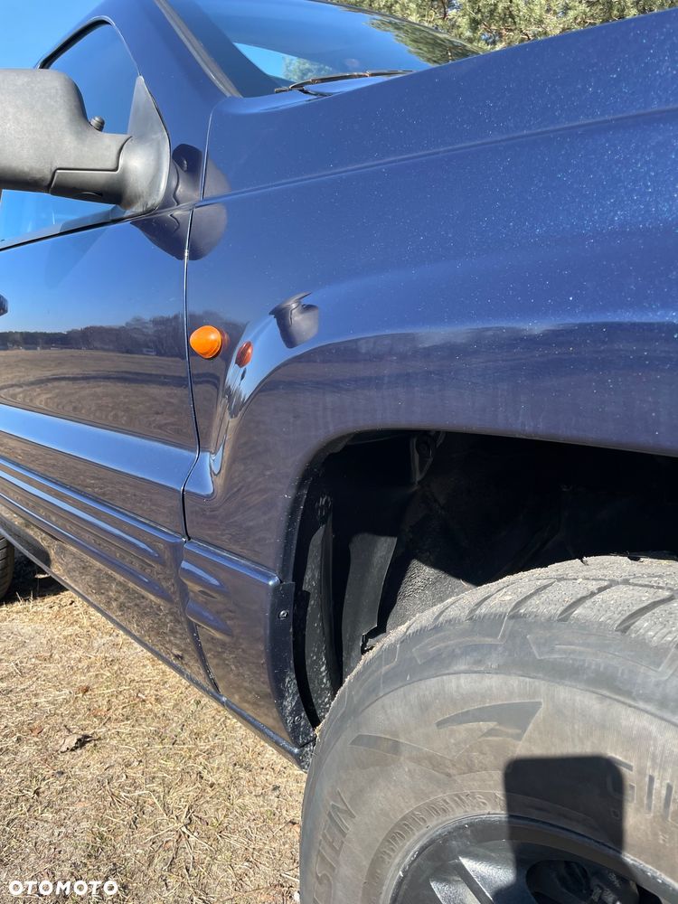 Jeep Grand Cherokee - 23