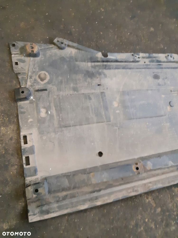 audi a4 b8 a5 osłona płyta podłogi podwozia prawa - 13