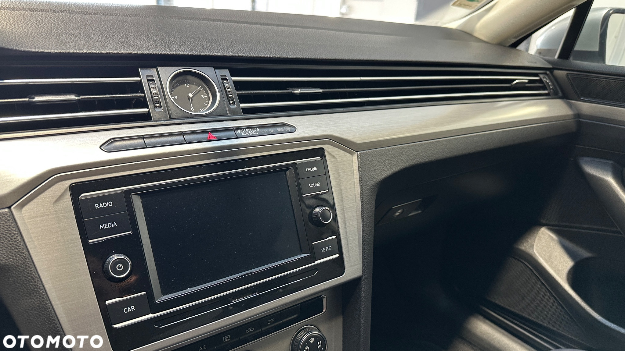 Volkswagen Passat 1.4 TSI BMT ACT Comfortline - 9