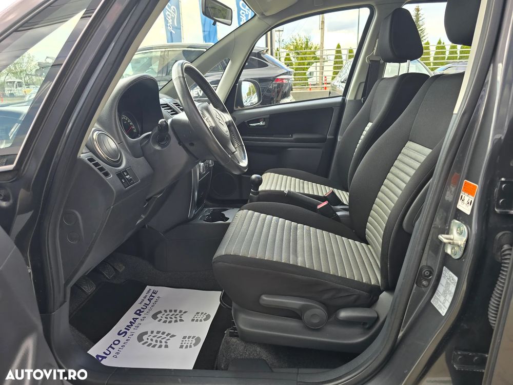 Suzuki SX4 1.6 VVT 4x2 Style - 17