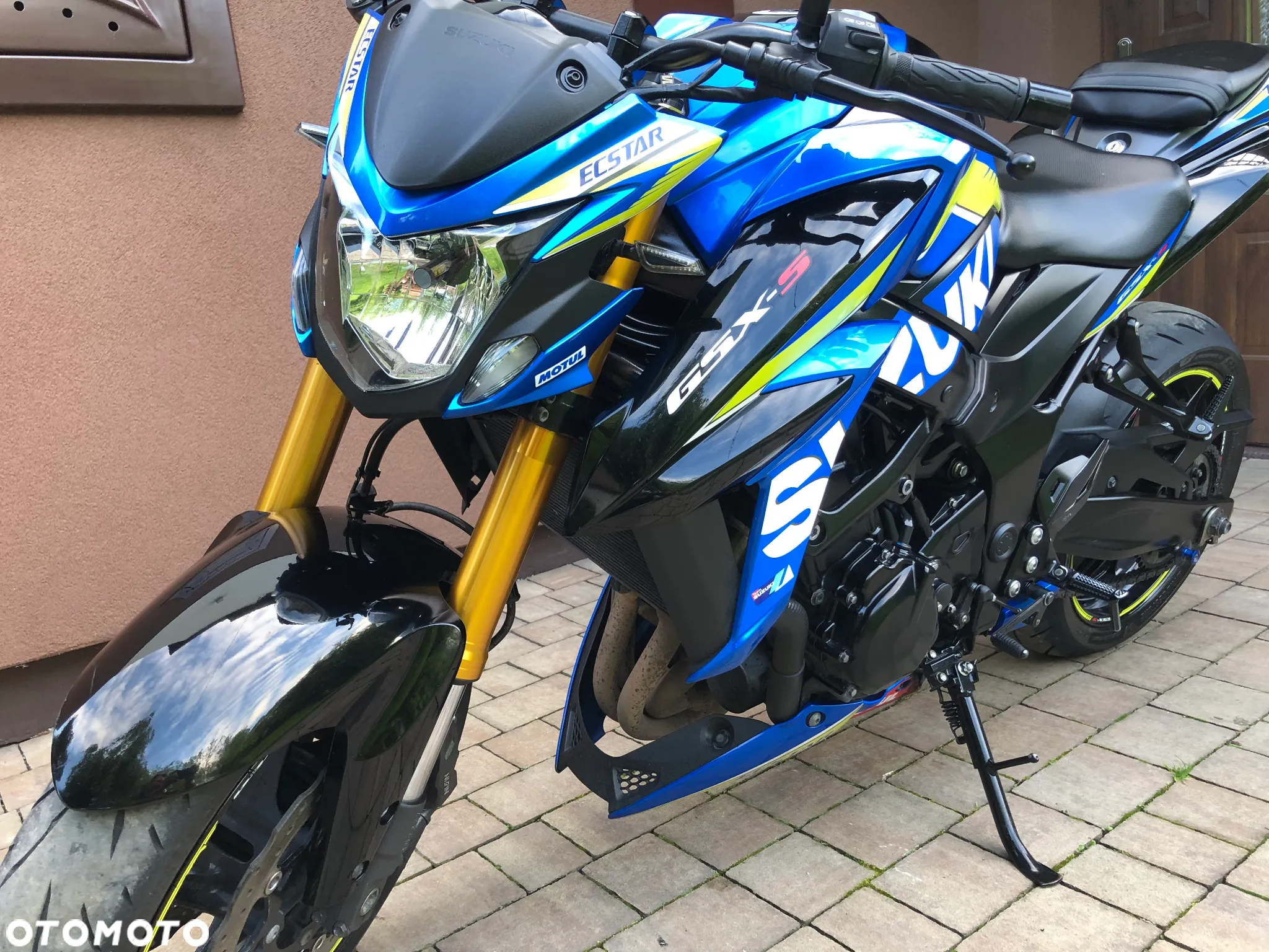 Suzuki GSX-R - 7