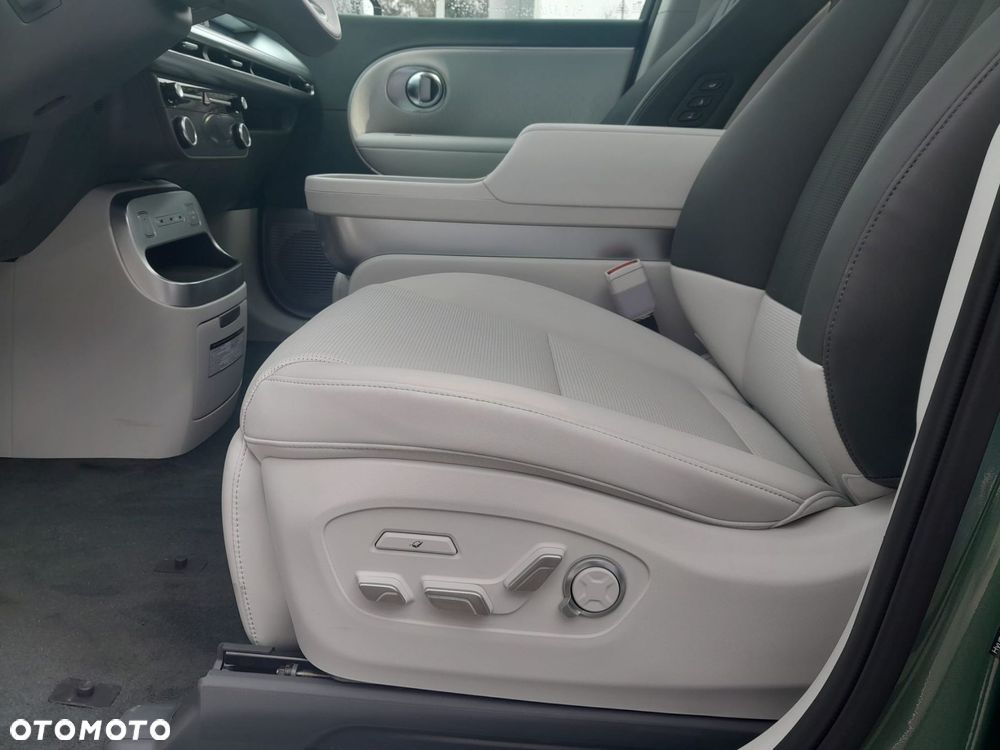 Hyundai IONIQ 9 110kWh Calligraphy AWD - 19