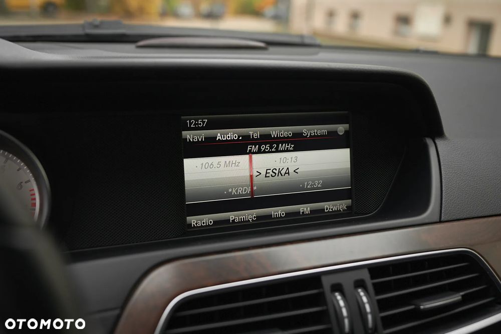 Mercedes-Benz Klasa C - 33