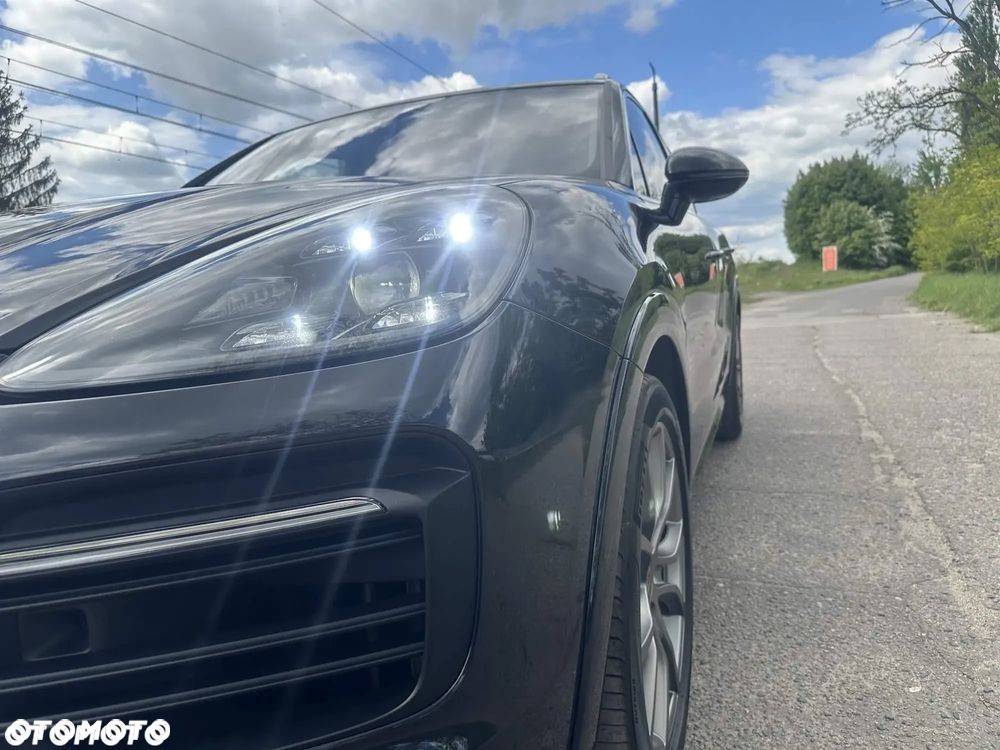 Porsche Cayenne - 10