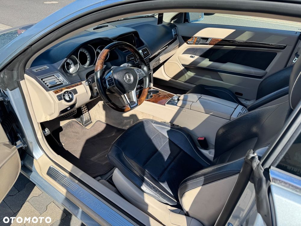 Mercedes-Benz Klasa E 350 4Matic 7G-TRONIC Performance - 17