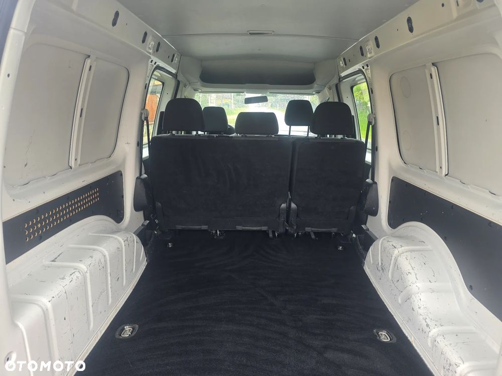 Volkswagen Caddy Maxi 2.0 TDI - 23