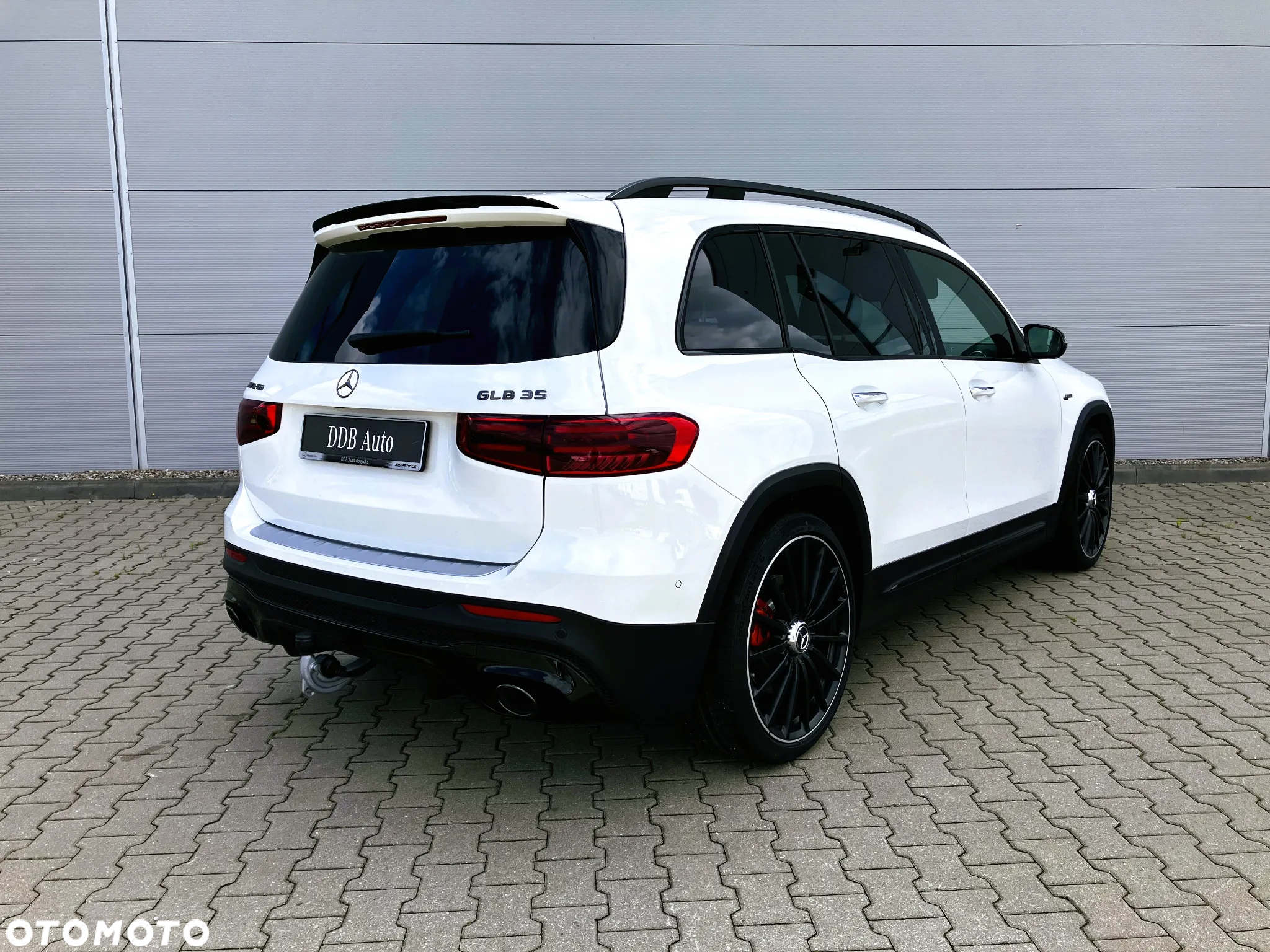 Mercedes-Benz GLB AMG 35 4-Matic - 3