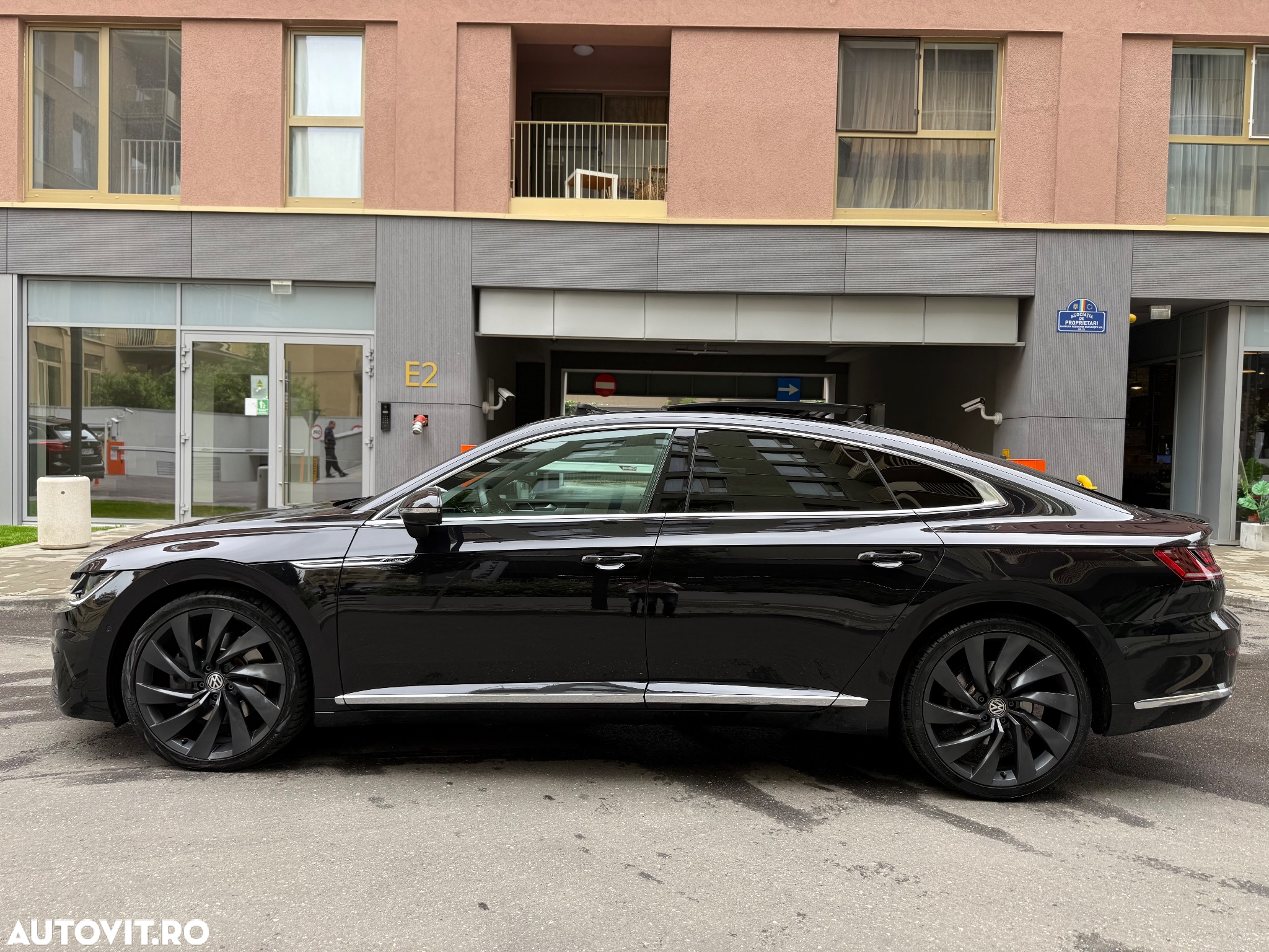 Volkswagen ARTEON 2.0 TSI DSG 4Motion R-Line - 12