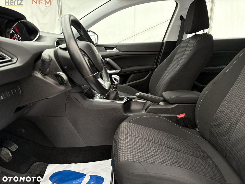 Peugeot 308 - 13
