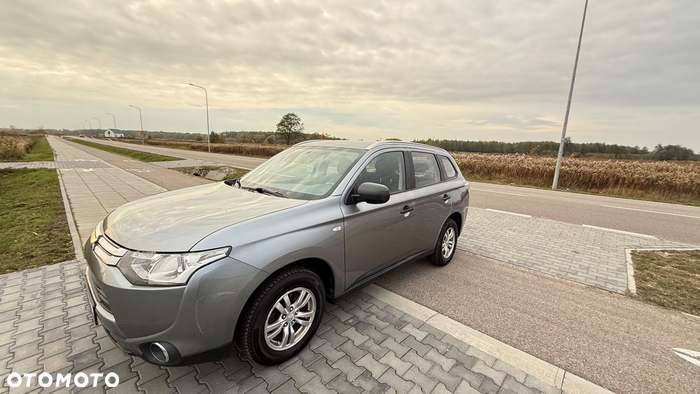 Mitsubishi Outlander 2.0 Intense 2WD - 7