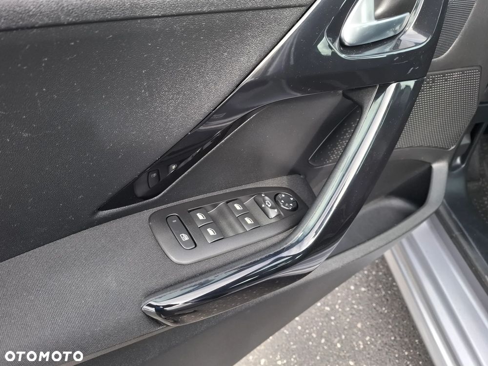 Peugeot 208 e-HDi 92 Stop&Start Active - 20
