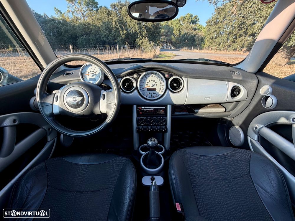 MINI 3 Portas - 10