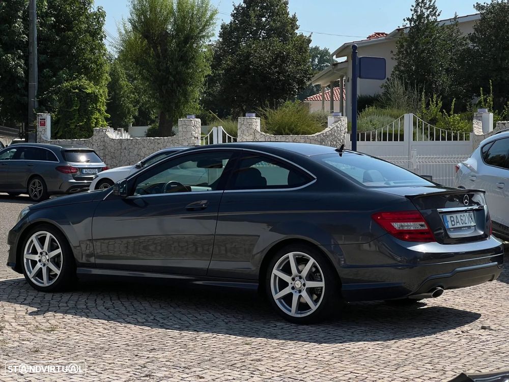 Mercedes-Benz C 220 - 10