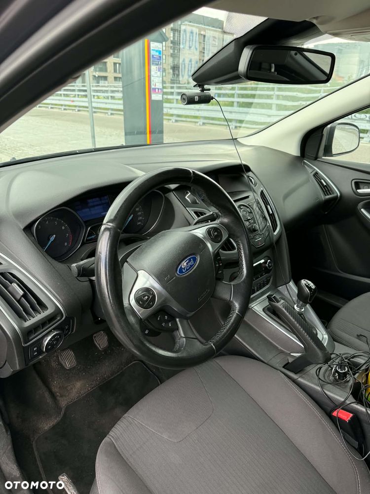 Ford Focus 1.6 EcoBoost Titanium - 12