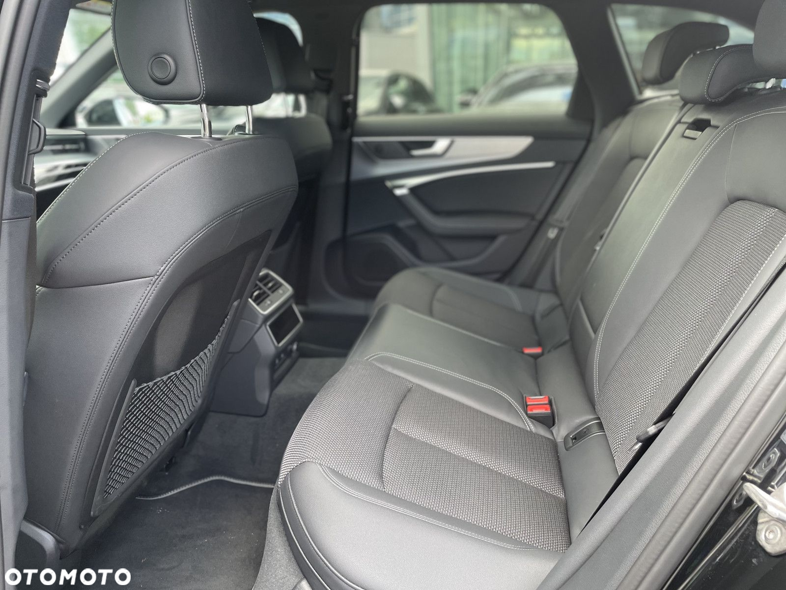 Audi A6 - 24