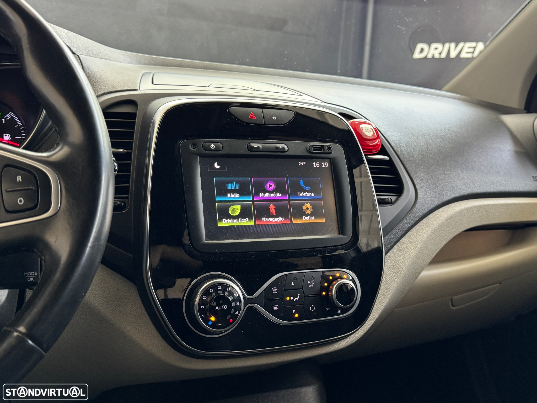 Renault Captur 0.9 TCE Expression - 8