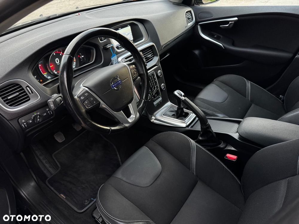 Volvo V40 D4 Inscription - 5