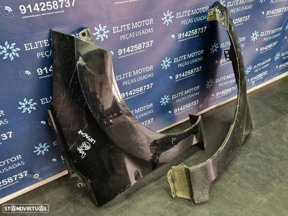 Guarda lamas usado FORD FIESTA 7 VII preto esquerdo direito - 2