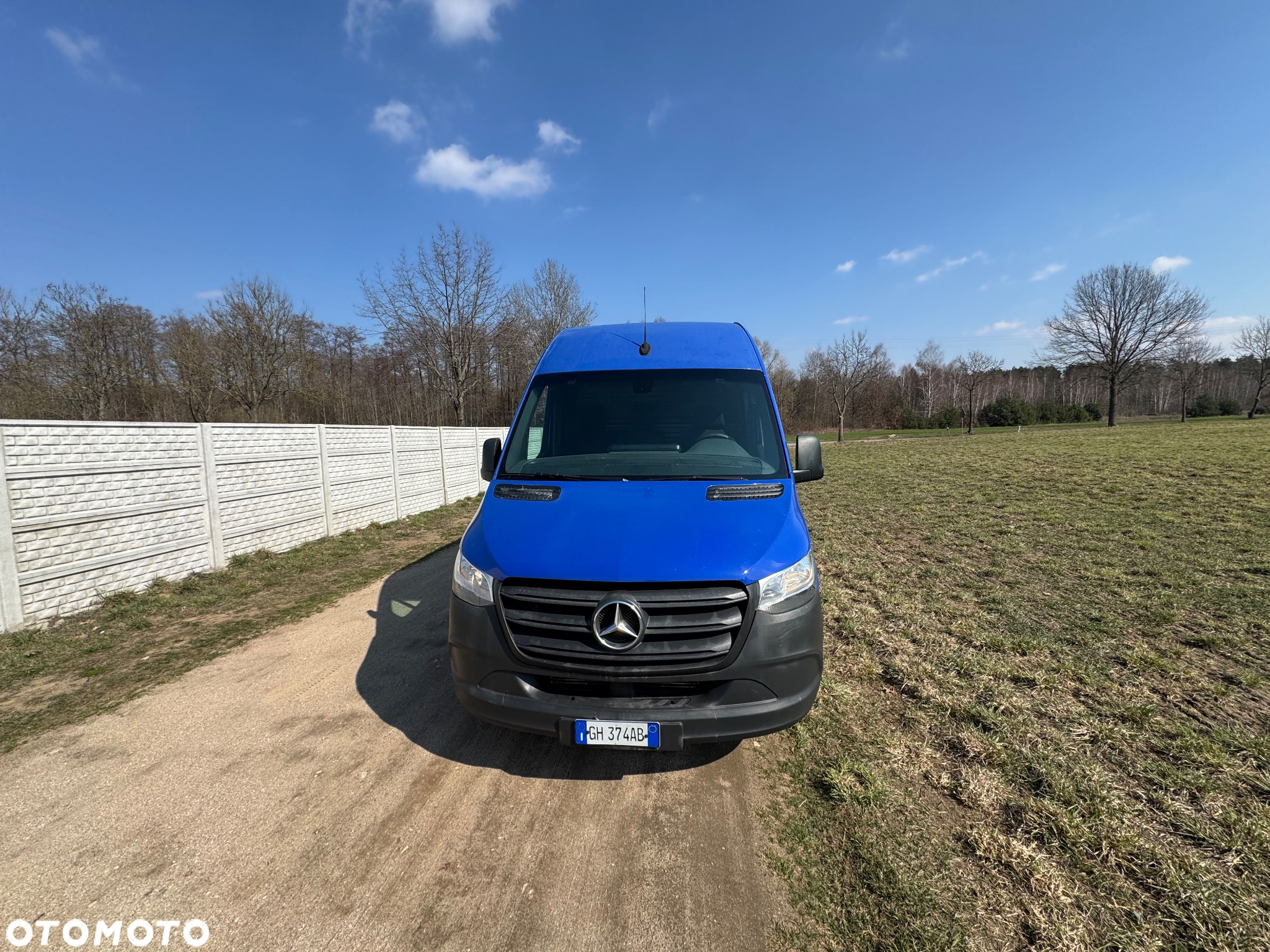 Mercedes-Benz Sprinter - 22