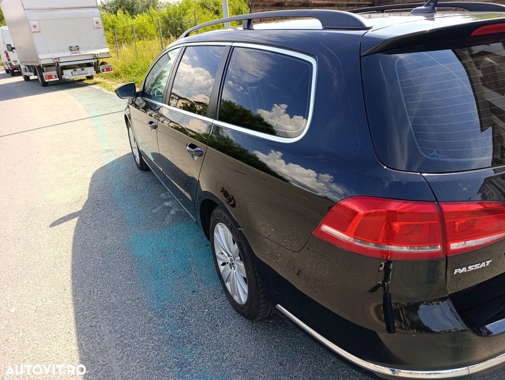 Volkswagen Passat 2.0 TDI Blue TDI Comfortline - 2