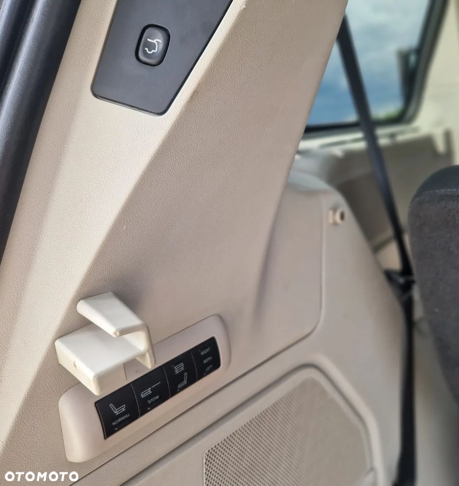 Chrysler Grand Voyager 3.8 V6 Limited - 18