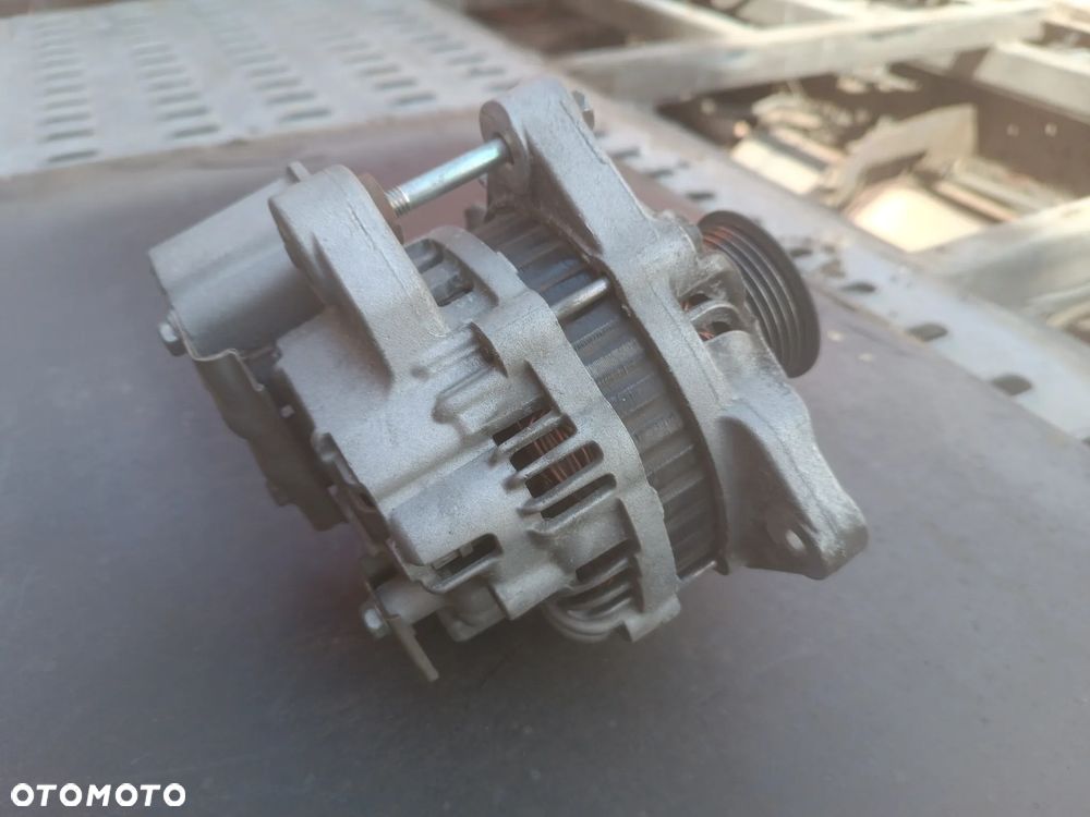Honda Civic VIII 8 UFO alternator a2tc1391ze 1.8 benzyna R18A2agha67 - 7