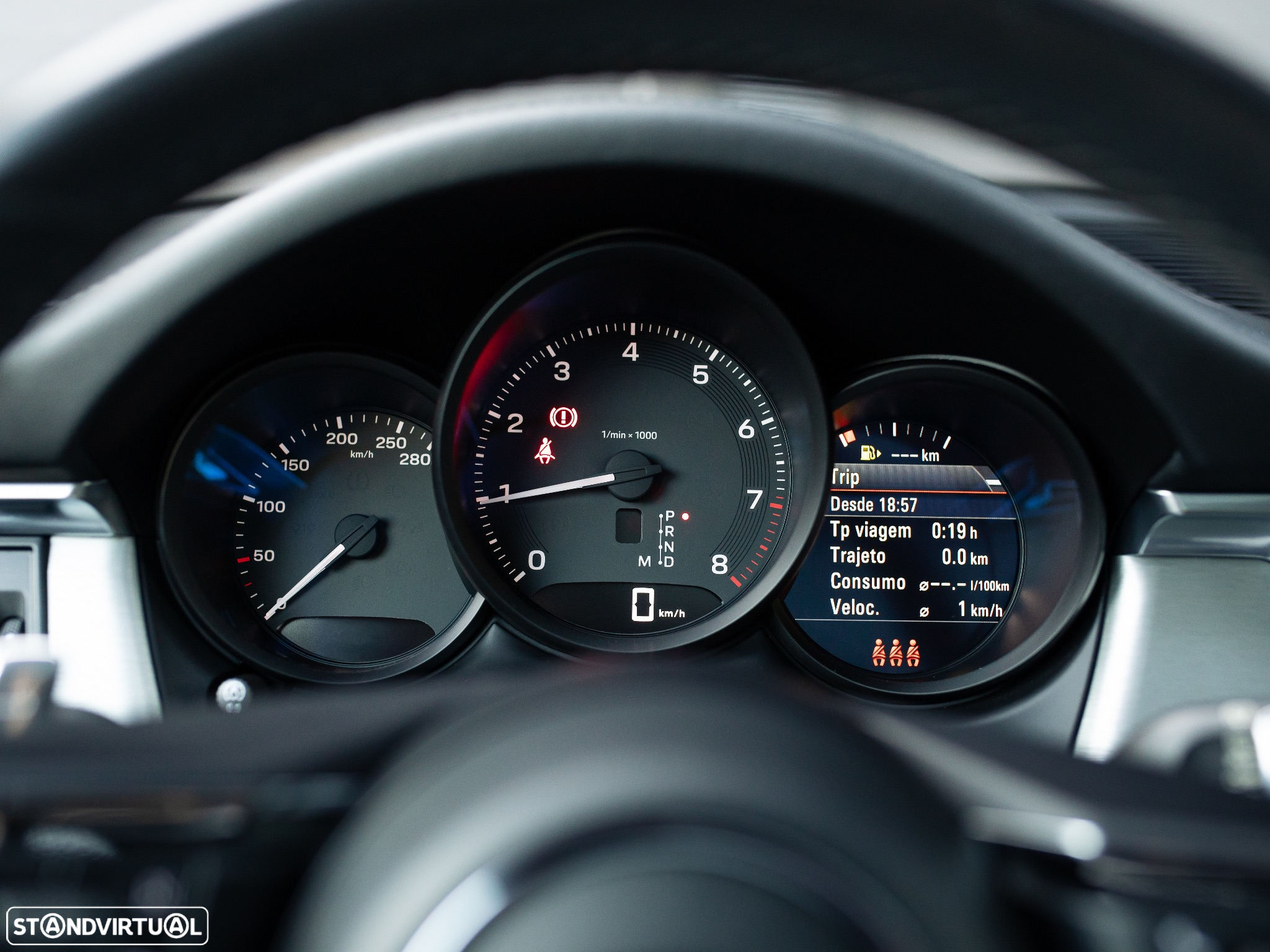 Porsche Macan Standard - 36