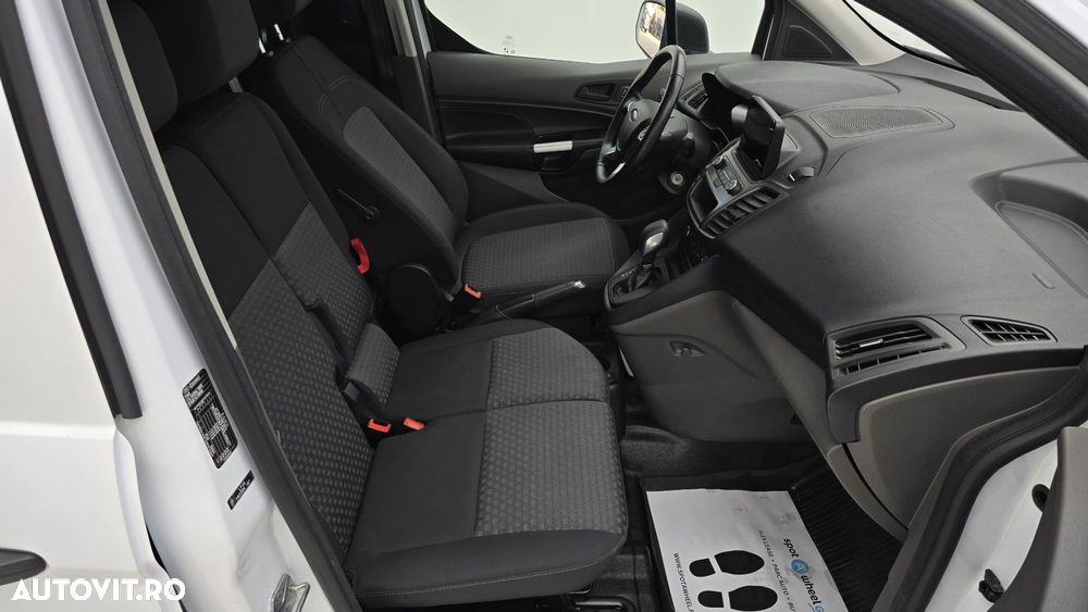 Ford Transit Connect - 19