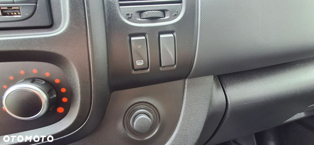 Renault TRAFIC VIVARO VITO T6 CUSTOM EXPERT LIFT KLIMA  LED - 19
