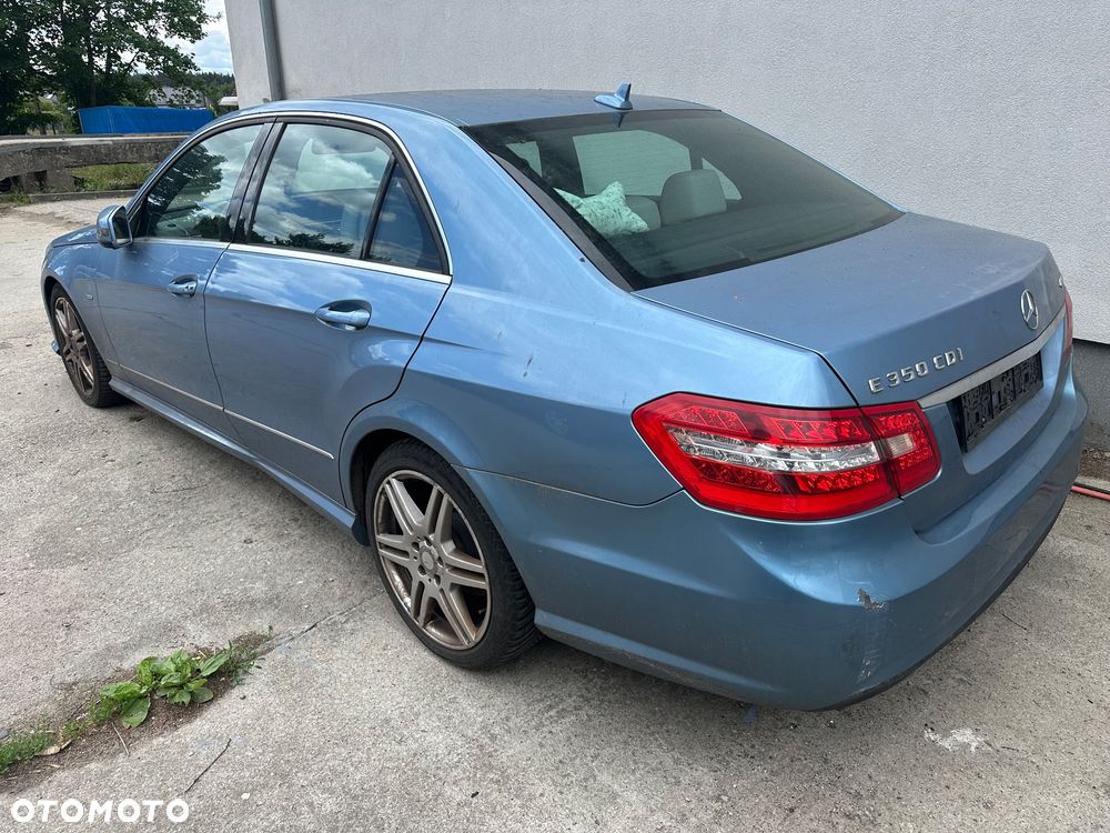 Mercedes-Benz Klasa E 350 CDI DPF 4Matic BlueEFFICIENCY 7G-TRONIC - 5