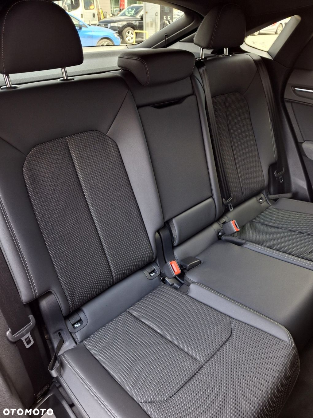 Audi Q3 Sportback - 16