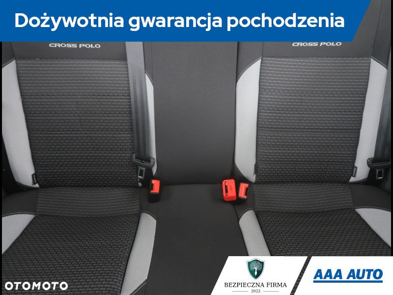 Volkswagen Polo - 11