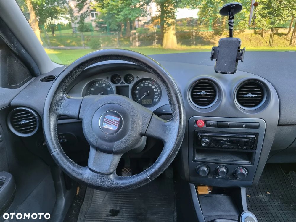 Seat Ibiza 1.4 16V Style - 9