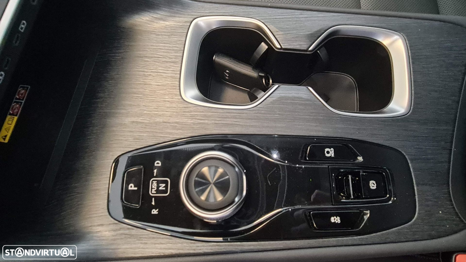 Lexus RZ 450e Executive Plus - 24