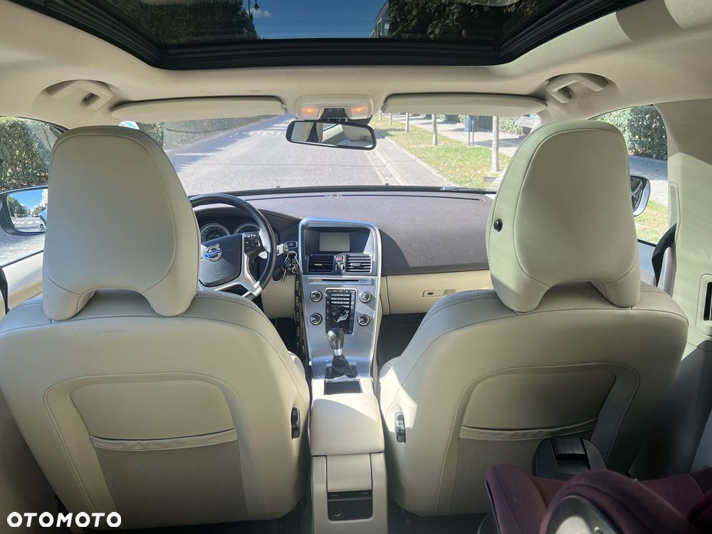 Volvo XC 60 D4 Momentum - 15