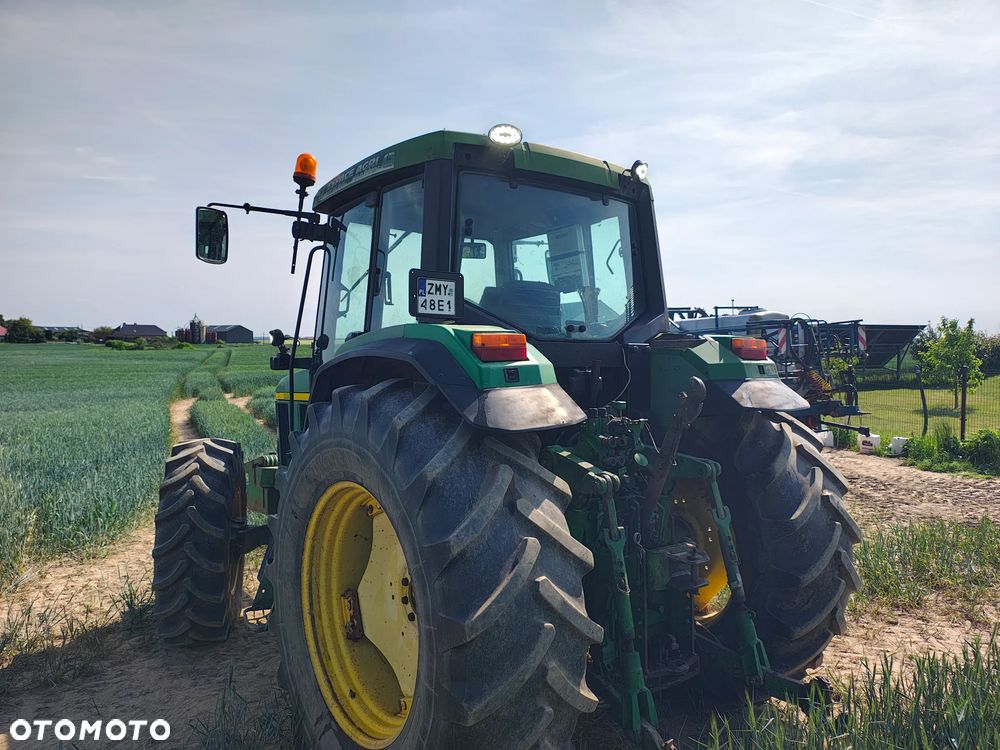 John Deere 6800 - 3