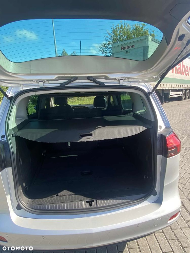 Opel Zafira - 9